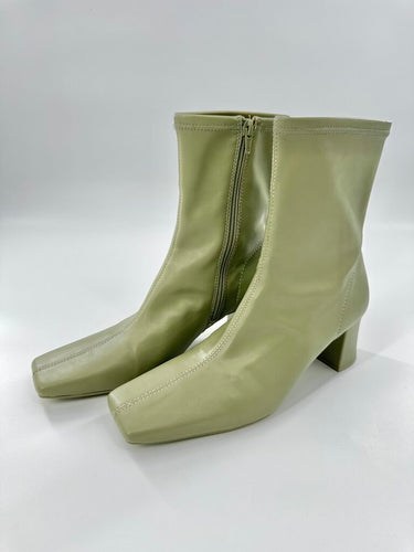Oak & Fort Block Heel Boot New