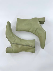 Oak & Fort Block Heel Boot New