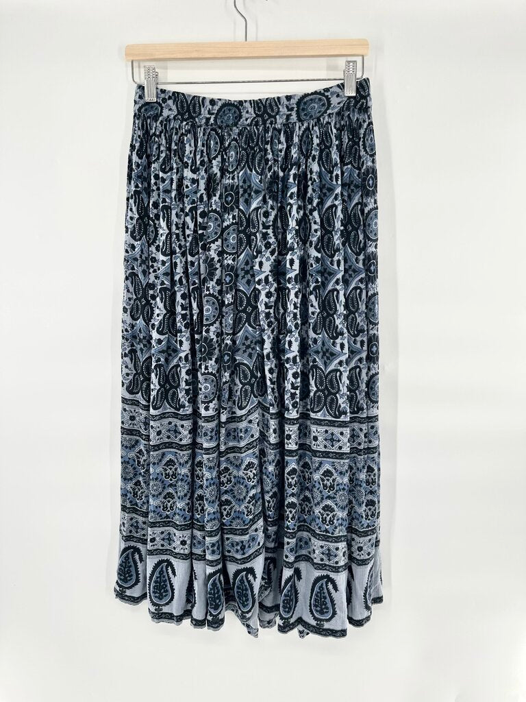 Vintage Wardrobe Essentials Paisley Skirt