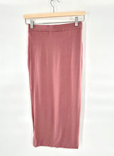 Load image into Gallery viewer, Okakie Two Pc Set / Skirt and Crop Top