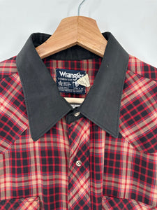 Vintage Wrangler plaid men's snap button down shirt
