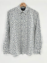 Load image into Gallery viewer, Men&#39;s Le31 Floral Button Down Shirt