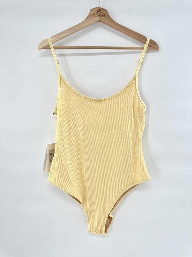 Zulu & Zephyr one piece ribbed bathing suit NWT