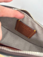Load image into Gallery viewer, Coach swinger bag croc embossed