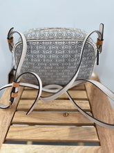 Load image into Gallery viewer, Tory Burch Gemini link canvas crossbody bag
