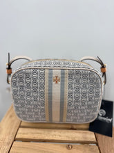 Load image into Gallery viewer, Tory Burch Gemini link canvas crossbody bag