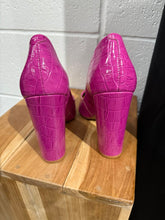 Load image into Gallery viewer, L'Intervalle patent leather block heels croc print