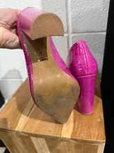 Load image into Gallery viewer, L'Intervalle patent leather block heels croc print