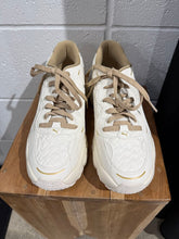 Load image into Gallery viewer, Puma Pulsar Wedge Sneakers Cream/tan