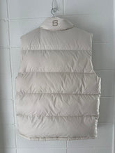 Load image into Gallery viewer, Aritzia Supersize Puff Vest