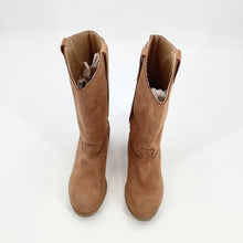 Load image into Gallery viewer, Vintage Cougar Barkerville leather boots