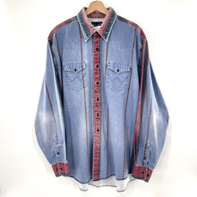 Load image into Gallery viewer, Vintage 90&#39;s Wrangler striped button down shirt